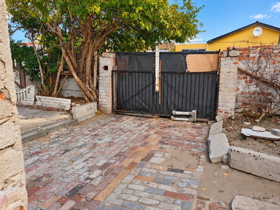3 Bedroom Property for Sale in Ravensmead Western Cape